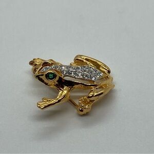 Vtg Green & White Rhinestone Gold Tone Metal Mini Frog Toad Brooch | .9” x .8”